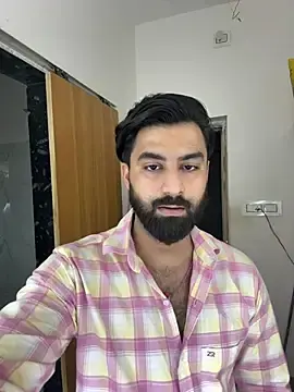 Stripchat Sex Cam of Royalboy_03