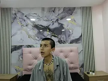 Stripchat Live Sex Cam of ALAN_wtn