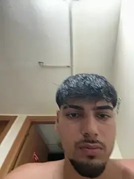 Stripchat Live Sex Cam of emir343475