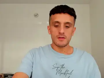 Stripchat Watch Live Sex Cams of CorbinxHalle