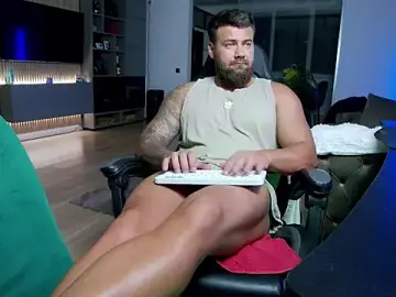 Stripchat Best live sex cam show of UbbeViking