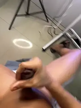 Stripchat Live Sex Cam of Bigdariza