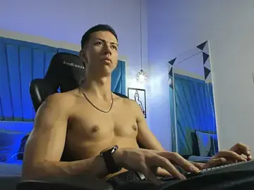 Stripchat Best live sex cam show of OliverThompsonJS