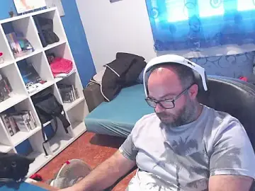 Stripchat Sex Cam of ravingr4d4