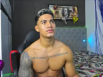 Stripchat Sex Cam of luigi_hot_