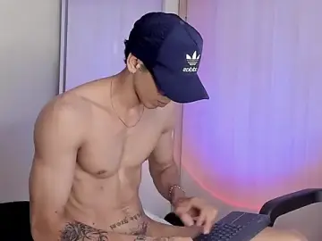 Stripchat Live Porn of Mheysam_Youngerx