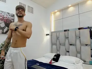 Stripchat Watch Live Sex Cams of denis_winslow