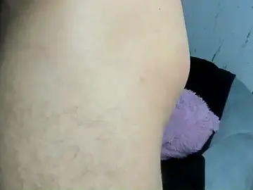 Stripchat Live Sex Cam of Ricardogo19