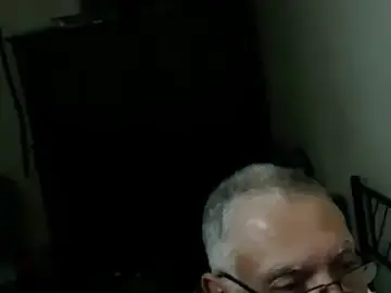 Stripchat Free Live Porn of 100Tauros