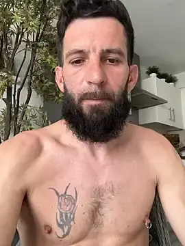 Stripchat Free Live Porn of Michel_huge