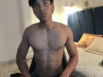 Stripchat Sex Chat of michael_cum23