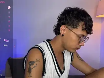 Stripchat Watch Live Sex Cams of LeaneSeb