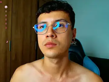 Stripchat Live Porn of LeaneSeb