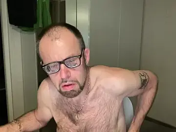 Stripchat Sex Cam of FABIOGLASSES