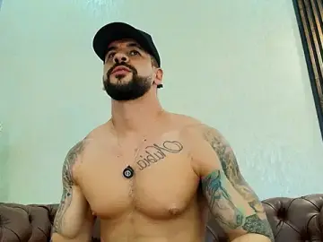 Stripchat Best Webcam of Petesevans