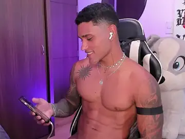 Stripchat Nude Webcam of Alessandro_Vanni