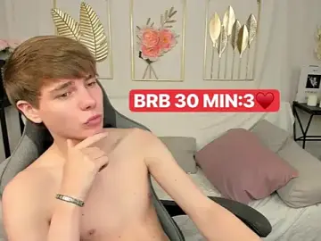 Stripchat Sex Chat of andyyzzz