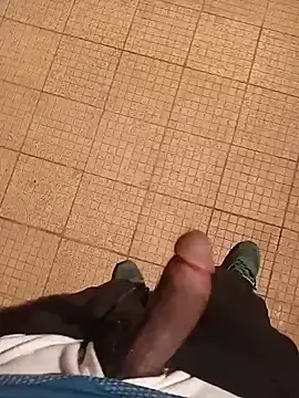 Stripchat Live Sex Cam of younggblackkCOCK19