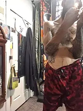 Stripchat Free Porn Cam of Concrete_Daddy