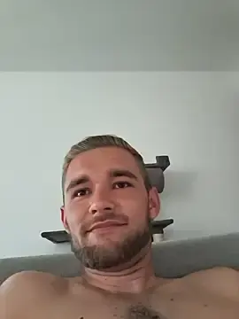 Stripchat Live Porn of Benjamiinlt