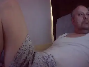 Stripchat Live Sex Cam of amylrmm1903