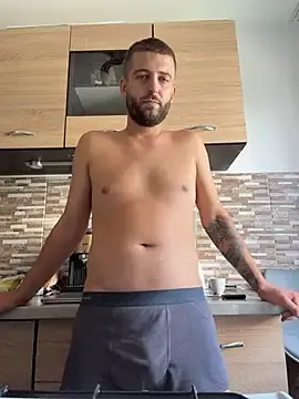 Stripchat Adult Webcams of Pablo_Hornyguy95