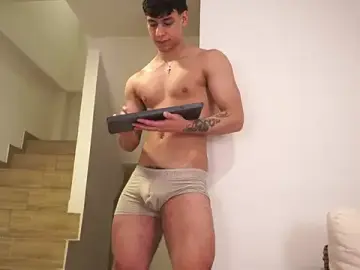 Stripchat Free Porn Cam of Josep_Davies
