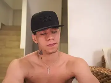Stripchat Sex Cam of Josep_Davies