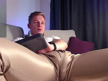 Stripchat Free Live Porn of S3Xyes