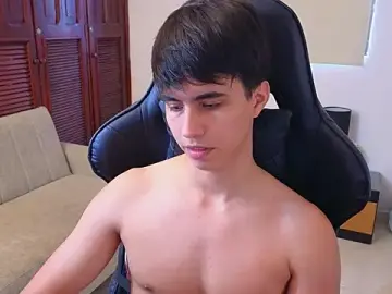 Stripchat Sex Cam of carl_dixon