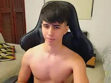 Stripchat Free Porn Cam of carl_dixon