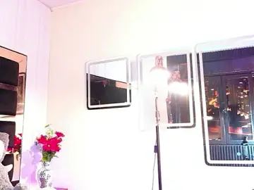 Stripchat Free Porn Cam of Evans_Robinson