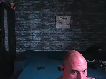 Stripchat Live Sex Cam of mark_normal