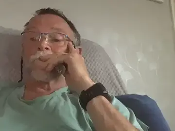 Stripchat Free Porn Cam of Moonraker64