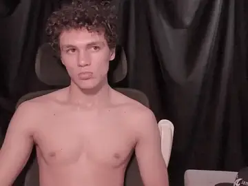 Stripchat Live Sex Cam of laurent_nova