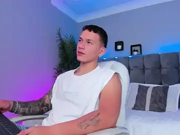 Stripchat Best live sex cam show of Thomas_moon