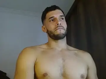 Stripchat Adult Video Chat of Noah_jhonsonn
