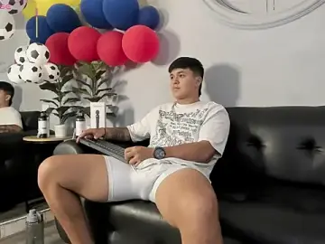 Stripchat Best live sex cam show of Cristopher_strong