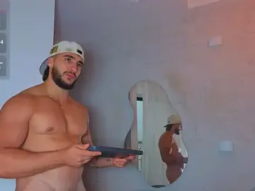 Stripchat Adult Webcam of Scottfishcer1
