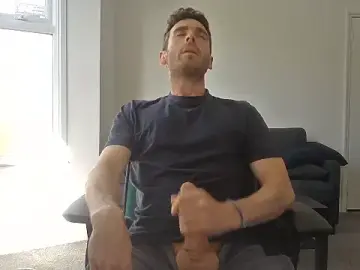 Stripchat Adult Webcam of frenchbdmaninlondon