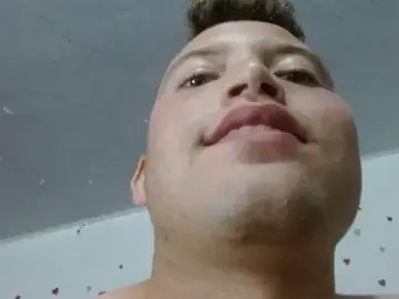 Stripchat Best live sex cam show of sven_fox723