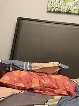 Stripchat Live Sex Cam of HonedGrub
