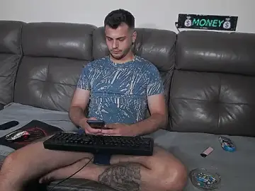 Stripchat Best Webcam of CrazyDom1