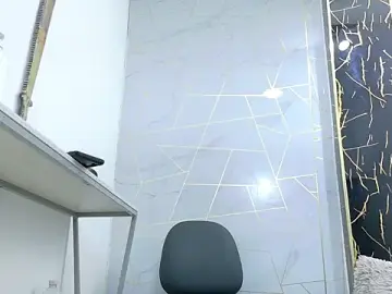Stripchat Sex Cam of Steven_x94