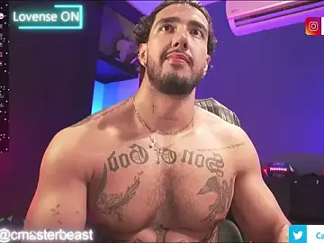 Stripchat Live Sex Cam of JACOB_MARTINS