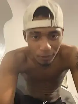 Stripchat Free Live Porn of Ydiaz09