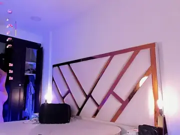 Stripchat Watch Live Sex Cams of Aron_cruz