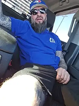 Stripchat Best live sex cam show of Beardedtattood
