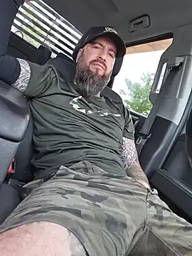 Stripchat Nude Webcam of Beardedtattood