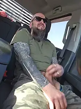 Stripchat Watch Live Sex Cams of Beardedtattood